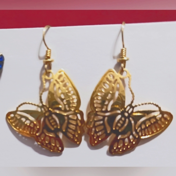 Vintage Dangle Earrings - 2 pair - Picture 3 of 3